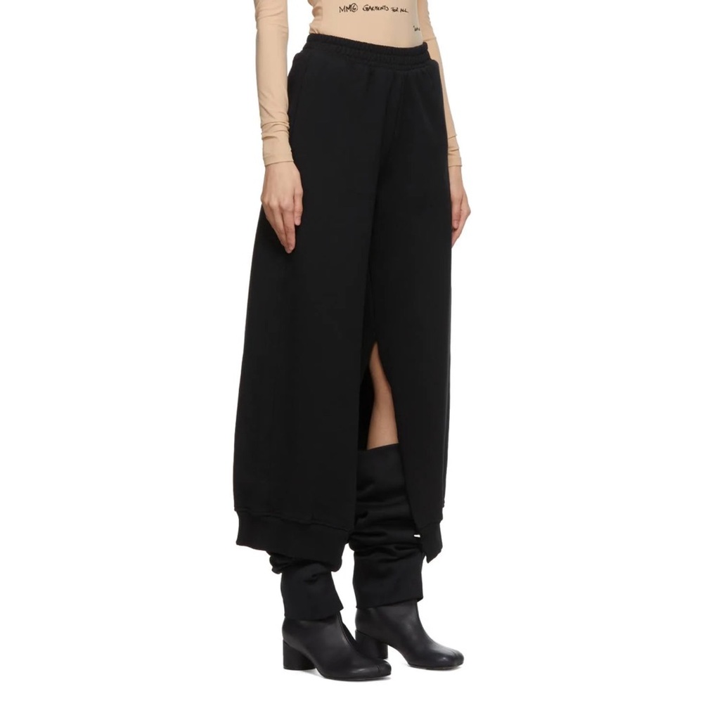 MM6 MAISON MARGIELA
Black Embroidered Sweatpants XS